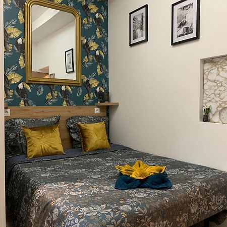 Paris Golden Studio Ngoại thất bức ảnh